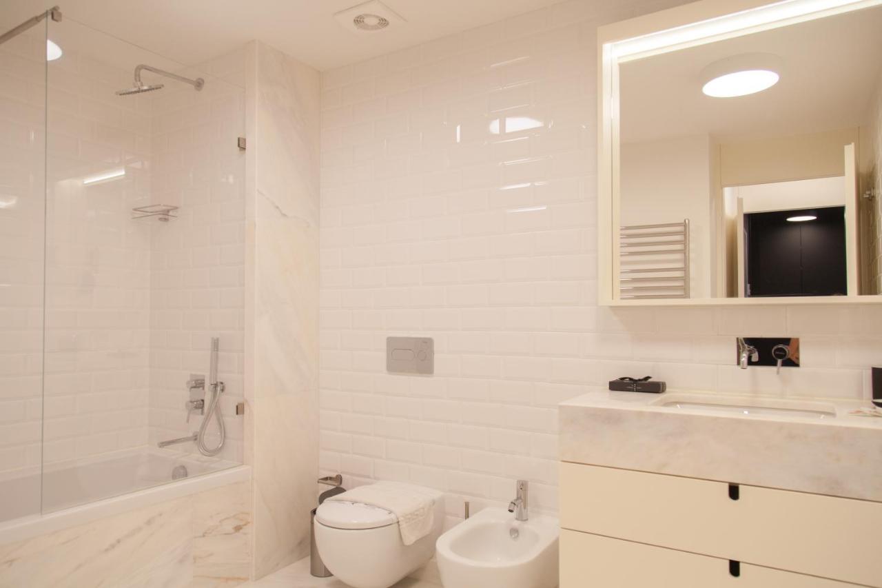 Flh Praca Comercio Bright Flat *